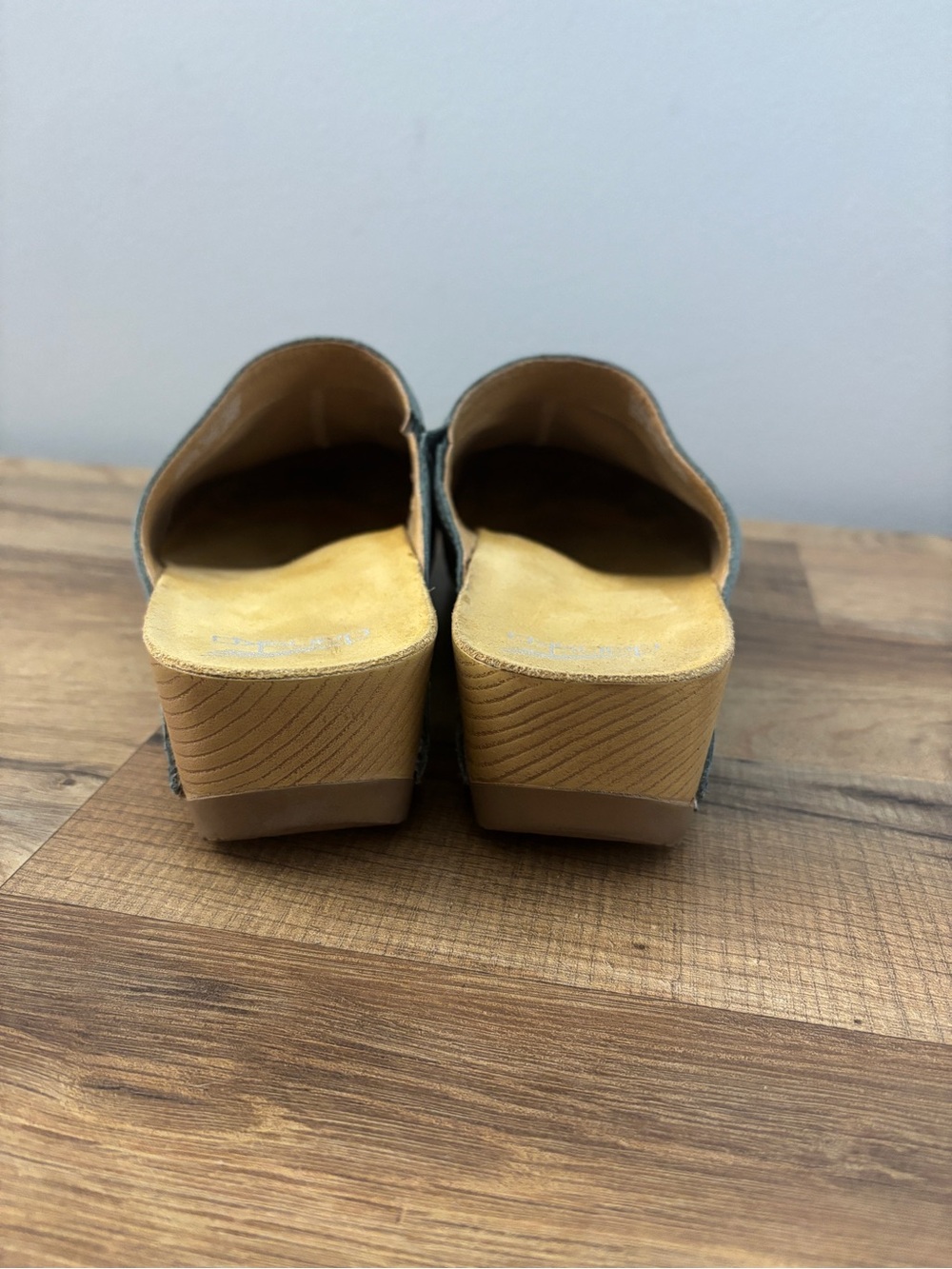 Dansko Talulah Leather Slip On Clog Shoes Mules Light Teal Women’s - Picture 8 of 10